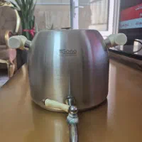 کتری شیر دار