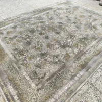 فرش با نقش و نگار اصیل