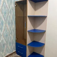 کمد و کتابخانه