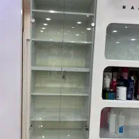 کمد در شیشه ای|آرایشگاه و سالن‌های زیبایی|تهران, تهرانسر مرکزی|دیوار