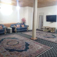 ویلاحیاط دار بزرگ بسیار تمیز حیاط دار