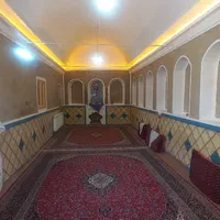 اقامتگاه سنتی بومگردی هتل سویت مادربزرگ کویر ورزنه|اجارهٔ کوتاه‌مدت ویلا و باغ|ورزنه, |دیوار