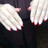 کاشت ناخن فقط 490