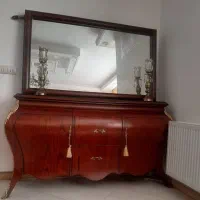 آینه کنسول در حد نو