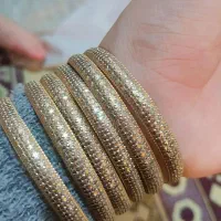 یک دست النگو