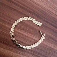 طلا 150بالای تابلو