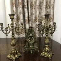 شمعدون وساعت