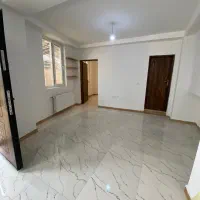 مستقل هم‌کف