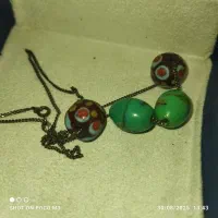 دو عدد مهره چشم قدیمی و یک زنجیر نقره