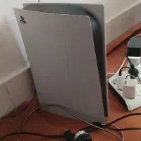پلیستیشن ۵ دو دسته