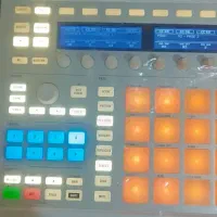 درام ماشین و دی جی کنترل