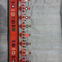 فروشی دولباس یکی بنارسی یکی دست دوچ
