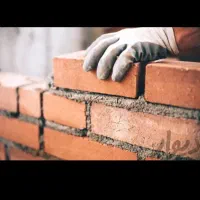 بنای ماهر با سی سال سابقه