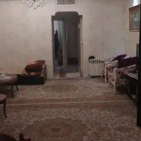 ۱۱۵ متر مربع