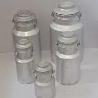 دبه  روغن  و  شیر آلومینیوم  درب پیچی|ظروف نگهدارنده، پلاستیکی، یک‌بارمصرف|تهران, یافت آباد جنوبی|دیوار