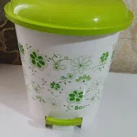 سطل آشغال پدالی