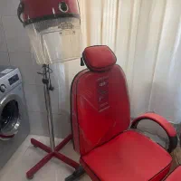 تخت تاشو فلزی و سشوار پایه بلند|آرایشگاه و سالن‌های زیبایی|بروجرد, |دیوار