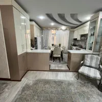 ۱۰ متر کابینت های گلاس ترک