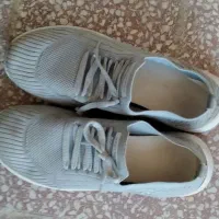 تعدادی کفش مجلسی و اسپرت تمیز و سالم|کیف، کفش، کمربند|نهاوند, |دیوار