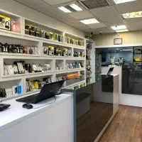 کارمند فروش