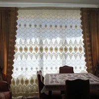 پرده به همراه والان