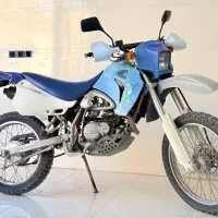 موتور تریل هیوسانگ درحد صفر پیچ تا پیچ فابریک