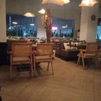 استخدام در رستوران