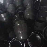 نیروی خانم جهت بسته بندی در کارگاه تزریق پلاستیک