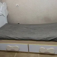 تخت خواب یک نفره کشو دار