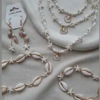 گردنبند و‌اکسسوری