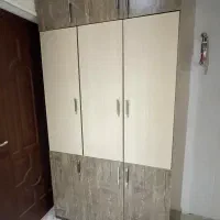 جاکفشی و درب راه پله