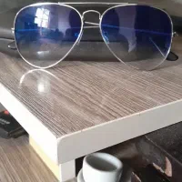 عینک بسیار زیبا مناسب برایه افراده خوش سلیقه