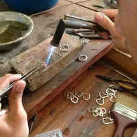 اجاره کارگاه طلا سازی(تک واحدی با اتاق کوره پزی)