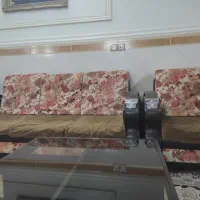 مبل ۷ نفره کارکرده همراه با میز