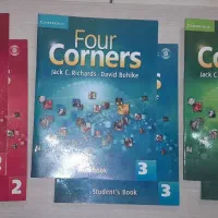 ۳ جلد کتاب فور کورنرز
