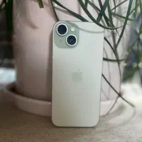 آیفون ۱۵ نرمال در حد نو