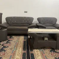 مبلمان و جلو مبلی