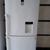 یخچال فریزر. الکتروجنرال