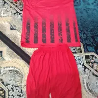 لباس ورزشی یا فوتبال