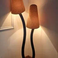 آباژور  ایستاده