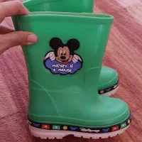 چکمه بچگانه