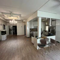 ۱۳۰ متر ۳ خواب دربست مسقل در یک طبقه