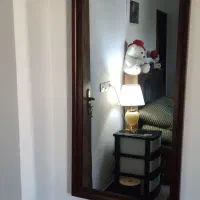 آیینه قدی کاملا نو قاب سالم و آینه بی خط و خش