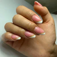 تخفیف خدمات ناخن