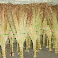 جارو قرمز پربار  درجه 1|لوازم نظافت|کوهدشت, |دیوار