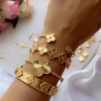 فروشنده خانم طلا فروشی ( پذیرش دانشجو هم داریم )|استخدام بازاریابی و فروش|تهران, فردوسی|دیوار