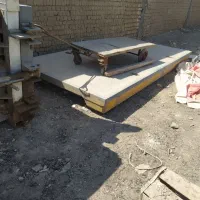 پرس کارتون وپت وباسگول ۵تنی وهمراه وینچ بالابر|ماشینآلات صنعتی|قم, جاده معدن|دیوار