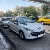 پژو 207i دنده‌ای، مدل۹۸|خودرو سواری و وانت|تهران, چهارصد دستگاه|دیوار