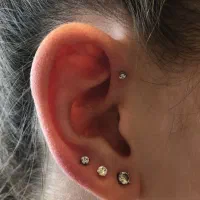 خدمات پیرسینگ|خدمات آرایشگری و زیبایی|شیراز, فرهنگ شهر|دیوار