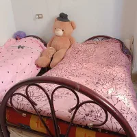 تخت فلزی فرفورژه یک نفره.|تخت و سرویس خواب|شاهرود, |دیوار